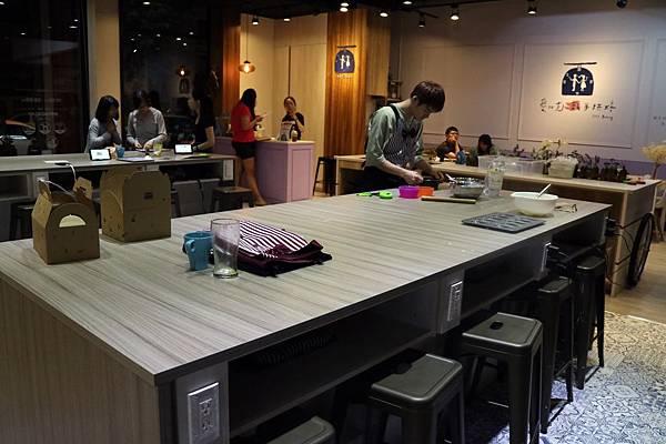 高雄鼓山區=<手作>愛10克裕誠店~用心做出好點心,傳達美味更是傳送心意!送禮自吃都適合~公司團體、朋友聚會都很適合= 高雄鼓山區=<手作>愛10克裕誠店~用心做出好點心,傳達美味更是傳送心意!送禮自吃都適合~公司團體、朋友聚會都很適合=