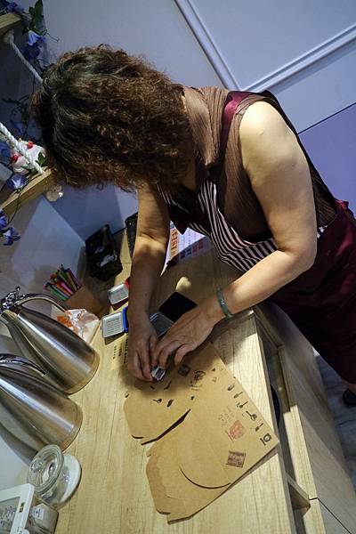 高雄鼓山區=<手作>愛10克裕誠店~用心做出好點心,傳達美味更是傳送心意!送禮自吃都適合~公司團體、朋友聚會都很適合= 高雄鼓山區=<手作>愛10克裕誠店~用心做出好點心,傳達美味更是傳送心意!送禮自吃都適合~公司團體、朋友聚會都很適合=