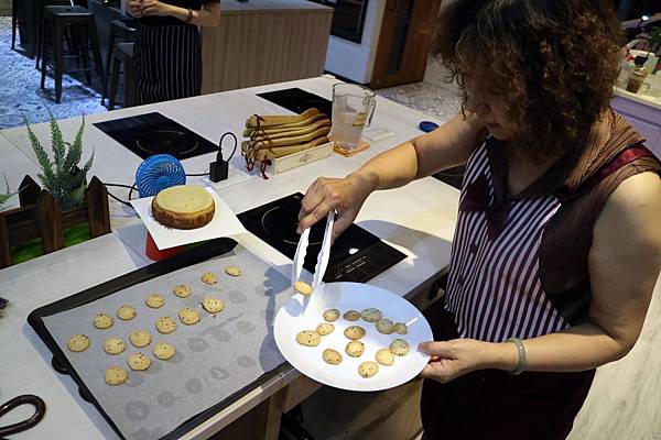 高雄鼓山區=<手作>愛10克裕誠店~用心做出好點心,傳達美味更是傳送心意!送禮自吃都適合~公司團體、朋友聚會都很適合= 高雄鼓山區=<手作>愛10克裕誠店~用心做出好點心,傳達美味更是傳送心意!送禮自吃都適合~公司團體、朋友聚會都很適合=