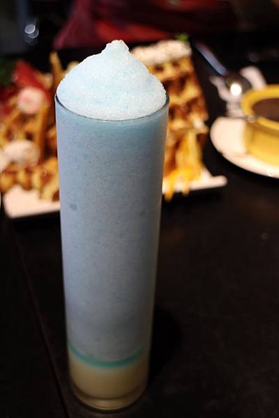 屏東潮州鎮=<吃飽>拾玖義洋食館 Nineteen~潮州美食推薦＊泰式酸辣漁夫豐盛海鮮＊串燒霜降松阪豬必吃!＊讓你吃鹹吃甜喝冰沙喝咖啡樣樣有=