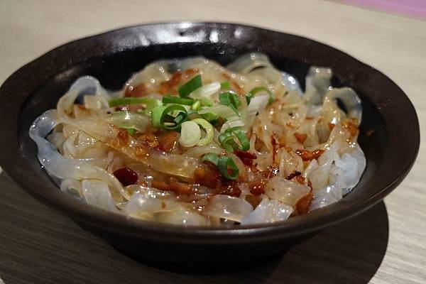 高雄左營區=<吃飽>春囍打邊爐*麻奶鍋溫順令人難忘*花雕鍋清爽富有滋味*只有春囍才能超越春囍*推陳出新的讓父親節過得好滿足= 高雄左營區=<吃飽>春囍打邊爐*麻奶鍋溫順令人難忘*花雕鍋清爽富有滋味*只有春囍才能超越春囍*推陳出新的讓父親節過得好滿足=