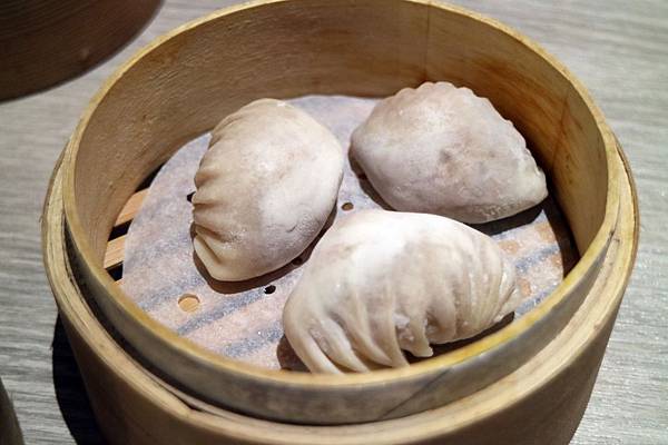 高雄左營區=<吃飽>春囍打邊爐*麻奶鍋溫順令人難忘*花雕鍋清爽富有滋味*只有春囍才能超越春囍*推陳出新的讓父親節過得好滿足= 高雄左營區=<吃飽>春囍打邊爐*麻奶鍋溫順令人難忘*花雕鍋清爽富有滋味*只有春囍才能超越春囍*推陳出新的讓父親節過得好滿足=