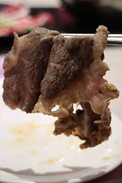 高雄左營區=<吃飽>春囍打邊爐*麻奶鍋溫順令人難忘*花雕鍋清爽富有滋味*只有春囍才能超越春囍*推陳出新的讓父親節過得好滿足= 高雄左營區=<吃飽>春囍打邊爐*麻奶鍋溫順令人難忘*花雕鍋清爽富有滋味*只有春囍才能超越春囍*推陳出新的讓父親節過得好滿足=