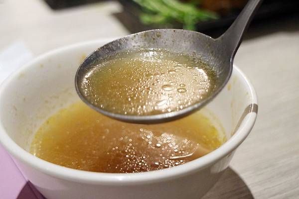 高雄左營區=<吃飽>春囍打邊爐*麻奶鍋溫順令人難忘*花雕鍋清爽富有滋味*只有春囍才能超越春囍*推陳出新的讓父親節過得好滿足= 高雄左營區=<吃飽>春囍打邊爐*麻奶鍋溫順令人難忘*花雕鍋清爽富有滋味*只有春囍才能超越春囍*推陳出新的讓父親節過得好滿足=