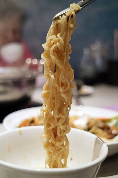 高雄左營區=<吃飽>春囍打邊爐*麻奶鍋溫順令人難忘*花雕鍋清爽富有滋味*只有春囍才能超越春囍*推陳出新的讓父親節過得好滿足= 高雄左營區=<吃飽>春囍打邊爐*麻奶鍋溫順令人難忘*花雕鍋清爽富有滋味*只有春囍才能超越春囍*推陳出新的讓父親節過得好滿足=