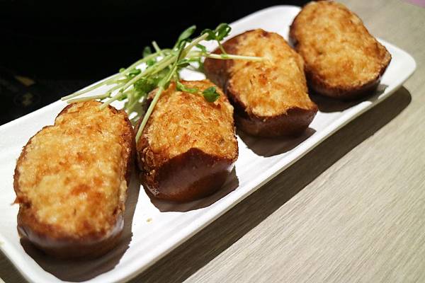 高雄左營區=<吃飽>春囍打邊爐*麻奶鍋溫順令人難忘*花雕鍋清爽富有滋味*只有春囍才能超越春囍*推陳出新的讓父親節過得好滿足= 高雄左營區=<吃飽>春囍打邊爐*麻奶鍋溫順令人難忘*花雕鍋清爽富有滋味*只有春囍才能超越春囍*推陳出新的讓父親節過得好滿足=