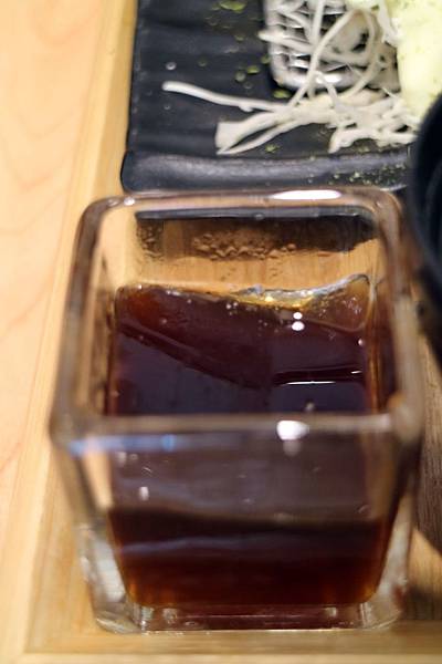 高雄左營區=<吃飽>五目坊(巨蛋店)~吃蛋包飯找五目坊、吃豬排找五目坊,少女心噴發的裙襬搖搖就在五目坊;要吃美食又要省錢就找巷弄!= 高雄左營區=<吃飽>五目坊(巨蛋店)~吃蛋包飯找五目坊、吃豬排找五目坊,少女心噴發的裙襬搖搖就在五目坊;要吃美食又要省錢就找巷弄!=