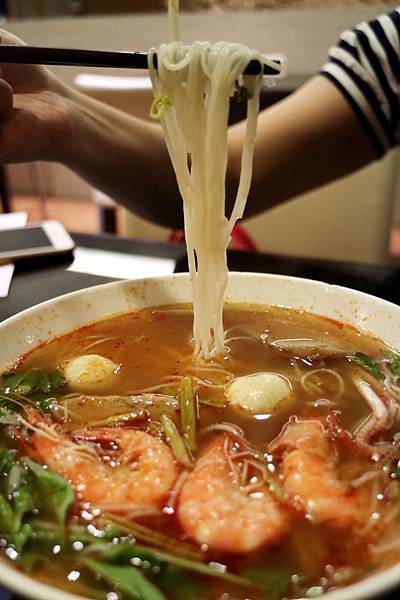 高雄鼓山區=<食>堤岸越式料理餐廳~吃得清爽、吃的飽足、吃的更是巧,原來越式料理這麼美好呀~= 高雄鼓山區=<食>堤岸越式料理餐廳~吃得清爽、吃的飽足、吃的更是巧,原來越式料理這麼美好呀~=