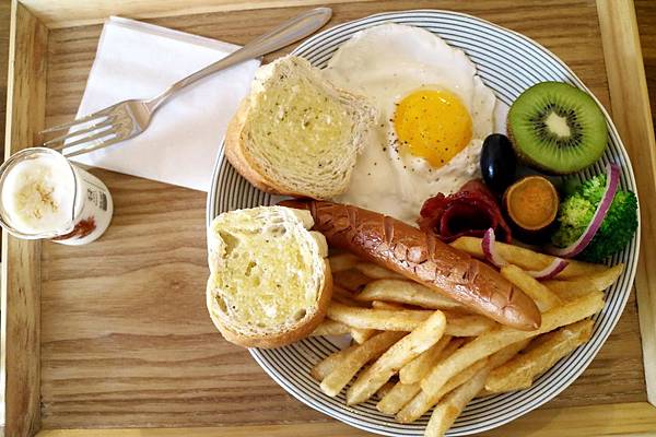 高雄苓雅區=<食>Cubby cafe~早午餐推薦*美到不像話的網美必去早午餐*真材實料就是不讓你有選擇障礙*環保餐具使用餐廳= 高雄苓雅區=<食>Cubby cafe~早午餐推薦*美到不像話的網美必去早午餐*真材實料就是不讓你有選擇障礙*環保餐具使用餐廳=