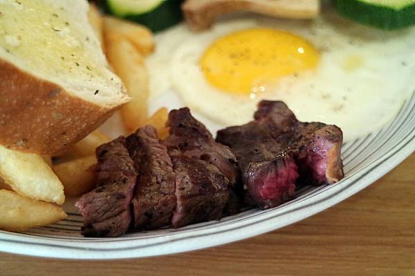 高雄苓雅區=<食>Cubby cafe~早午餐推薦*美到不像話的網美必去早午餐*真材實料就是不讓你有選擇障礙*環保餐具使用餐廳= 高雄苓雅區=<食>Cubby cafe~早午餐推薦*美到不像話的網美必去早午餐*真材實料就是不讓你有選擇障礙*環保餐具使用餐廳=