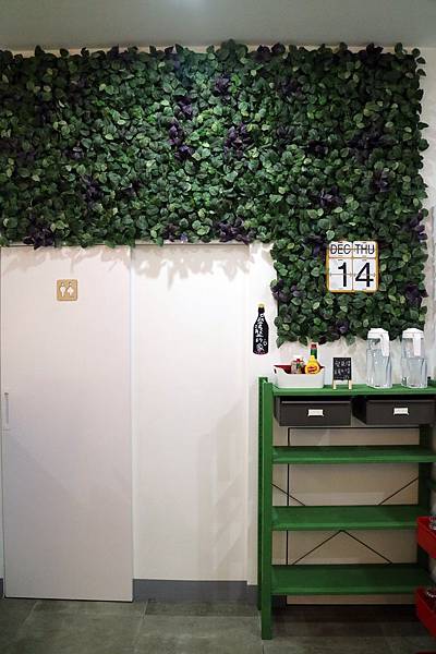 高雄左營區=<食>橋下早午餐~車水馬龍之中的小秘境*美味的早午餐*美得不像話的濃湯*早午餐推薦= 高雄左營區=<食>橋下早午餐~車水馬龍之中的小秘境*美味的早午餐*美得不像話的濃湯*早午餐推薦=