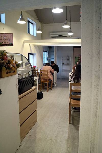 高雄苓雅區=<食>Alien House~網美打卡大片粉紅牆*外星人飲品好吸睛*紫薯黃薯當日現蒸*文化中心附近特色店家= 高雄苓雅區=<食>Alien House~網美打卡大片粉紅牆*外星人飲品好吸睛*紫薯黃薯當日現蒸*文化中心附近特色店家=