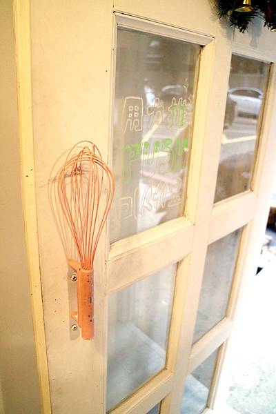 高雄苓雅區=<食>Alien House~網美打卡大片粉紅牆*外星人飲品好吸睛*紫薯黃薯當日現蒸*文化中心附近特色店家= 高雄苓雅區=<食>Alien House~網美打卡大片粉紅牆*外星人飲品好吸睛*紫薯黃薯當日現蒸*文化中心附近特色店家=