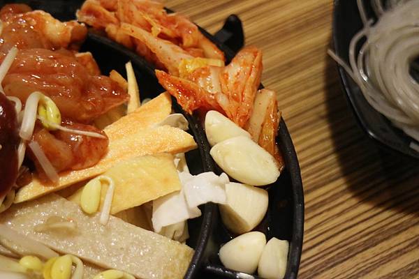 高雄三民區=<吃飽>銅一鍋~三民區平價銅盤烤肉*高CP值*多樣餐點可挑選*學生族群的最愛*高雄韓式料理好選擇= 高雄三民區=<吃飽>銅一鍋~三民區平價銅盤烤肉*高CP值*多樣餐點可挑選*學生族群的最愛*高雄韓式料理好選擇=