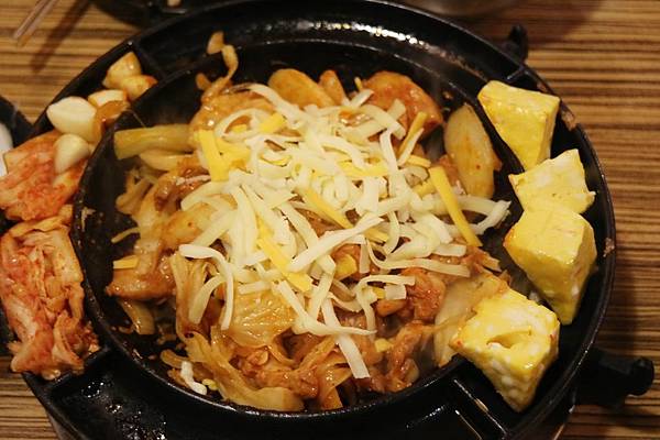 高雄三民區=<吃飽>銅一鍋~三民區平價銅盤烤肉*高CP值*多樣餐點可挑選*學生族群的最愛*高雄韓式料理好選擇= 高雄三民區=<吃飽>銅一鍋~三民區平價銅盤烤肉*高CP值*多樣餐點可挑選*學生族群的最愛*高雄韓式料理好選擇=