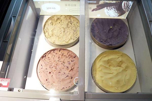 高雄前鎮區=<吃飽>肉多多火鍋店-三多店~肉肉控你還在等什麼?*吃肉吃到爽爽DER*多種肉品讓你吃*飲料、冰淇淋吃飽飽= 高雄前鎮區=<吃飽>肉多多火鍋店-三多店~肉肉控你還在等什麼?*吃肉吃到爽爽DER*多種肉品讓你吃*飲料、冰淇淋吃飽飽=