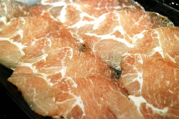 高雄前鎮區=<吃飽>肉多多火鍋店-三多店~肉肉控你還在等什麼?*吃肉吃到爽爽DER*多種肉品讓你吃*飲料、冰淇淋吃飽飽= 高雄前鎮區=<吃飽>肉多多火鍋店-三多店~肉肉控你還在等什麼?*吃肉吃到爽爽DER*多種肉品讓你吃*飲料、冰淇淋吃飽飽=