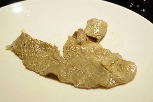 高雄前鎮區=<吃飽>肉多多火鍋店-三多店~肉肉控你還在等什麼?*吃肉吃到爽爽DER*多種肉品讓你吃*飲料、冰淇淋吃飽飽= 高雄前鎮區=<吃飽>肉多多火鍋店-三多店~肉肉控你還在等什麼?*吃肉吃到爽爽DER*多種肉品讓你吃*飲料、冰淇淋吃飽飽=