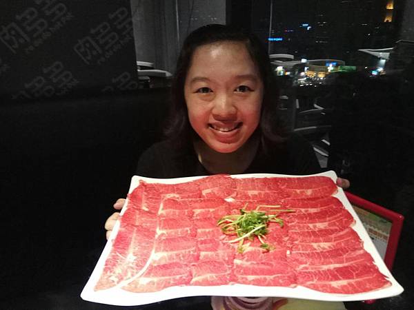 高雄前鎮區=<吃飽>肉多多火鍋店-三多店~肉肉控你還在等什麼?*吃肉吃到爽爽DER*多種肉品讓你吃*飲料、冰淇淋吃飽飽= 高雄前鎮區=<吃飽>肉多多火鍋店-三多店~肉肉控你還在等什麼?*吃肉吃到爽爽DER*多種肉品讓你吃*飲料、冰淇淋吃飽飽=