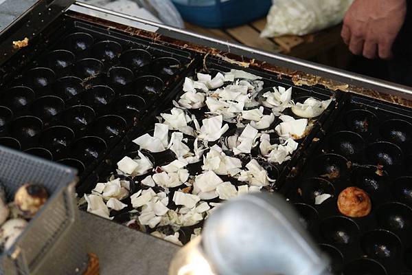 高雄鳳山區=<食>ONE.R 丸~特色小餐車*高雄散步美食*高雄章魚小丸子大推*小肉豆也能變鳥蛋pro版*隨時注意粉絲團有消息= 高雄鳳山區=<食>ONE.R 丸~特色小餐車*高雄散步美食*高雄章魚小丸子大推*小肉豆也能變鳥蛋pro版*隨時注意粉絲團有消息=