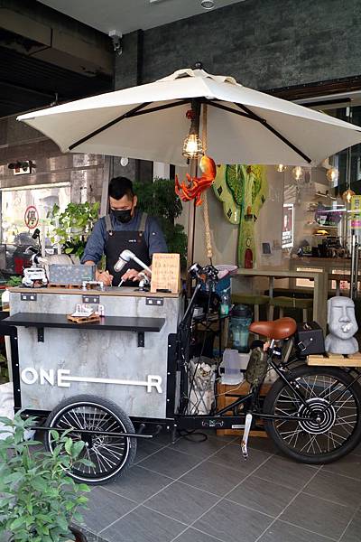 高雄鳳山區=<食>ONE.R 丸~特色小餐車*高雄散步美食*高雄章魚小丸子大推*小肉豆也能變鳥蛋pro版*隨時注意粉絲團有消息= 高雄鳳山區=<食>ONE.R 丸~特色小餐車*高雄散步美食*高雄章魚小丸子大推*小肉豆也能變鳥蛋pro版*隨時注意粉絲團有消息=