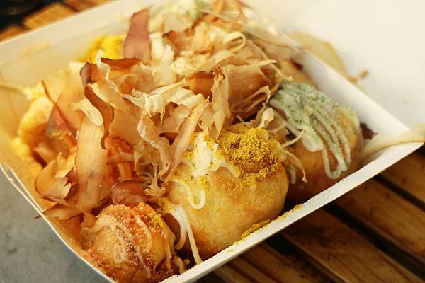 高雄鳳山區=<食>ONE.R 丸~特色小餐車*高雄散步美食*高雄章魚小丸子大推*小肉豆也能變鳥蛋pro版*隨時注意粉絲團有消息= 高雄鳳山區=<食>ONE.R 丸~特色小餐車*高雄散步美食*高雄章魚小丸子大推*小肉豆也能變鳥蛋pro版*隨時注意粉絲團有消息=