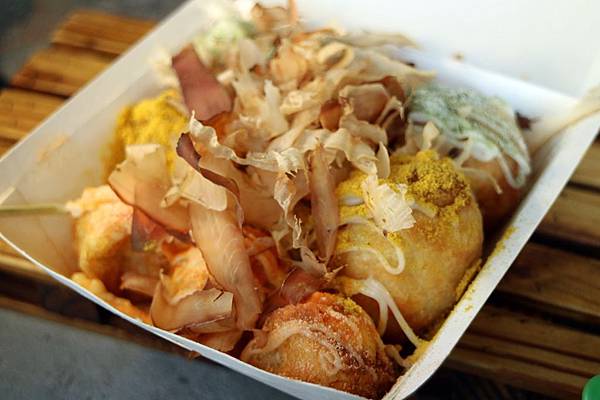 高雄鳳山區=<食>ONE.R 丸~特色小餐車*高雄散步美食*高雄章魚小丸子大推*小肉豆也能變鳥蛋pro版*隨時注意粉絲團有消息= 高雄鳳山區=<食>ONE.R 丸~特色小餐車*高雄散步美食*高雄章魚小丸子大推*小肉豆也能變鳥蛋pro版*隨時注意粉絲團有消息=