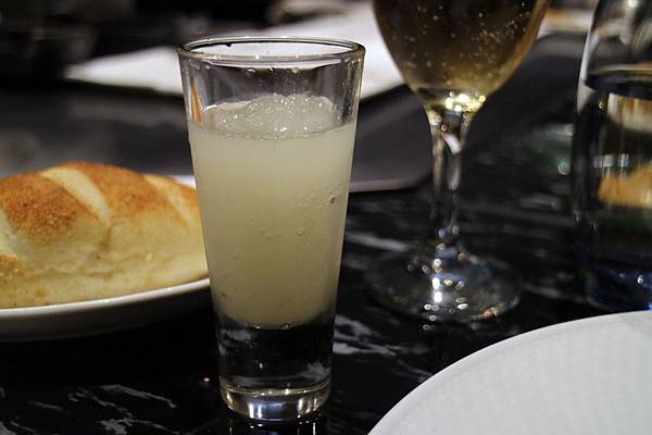 高雄前金區=<食>夏慕尼:新香榭鐵板燒~鐵板料理的佼佼者*服務滿分*炒飯必推*王品集團旗下的好美味= 高雄前金區=<食>夏慕尼:新香榭鐵板燒~鐵板料理的佼佼者*服務滿分*炒飯必推*王品集團旗下的好美味=