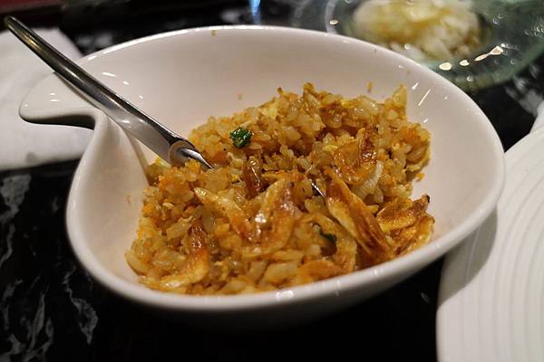 高雄前金區=<食>夏慕尼:新香榭鐵板燒~鐵板料理的佼佼者*服務滿分*炒飯必推*王品集團旗下的好美味= 高雄前金區=<食>夏慕尼:新香榭鐵板燒~鐵板料理的佼佼者*服務滿分*炒飯必推*王品集團旗下的好美味=