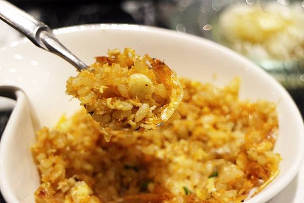 高雄前金區=<食>夏慕尼:新香榭鐵板燒~鐵板料理的佼佼者*服務滿分*炒飯必推*王品集團旗下的好美味= 高雄前金區=<食>夏慕尼:新香榭鐵板燒~鐵板料理的佼佼者*服務滿分*炒飯必推*王品集團旗下的好美味=