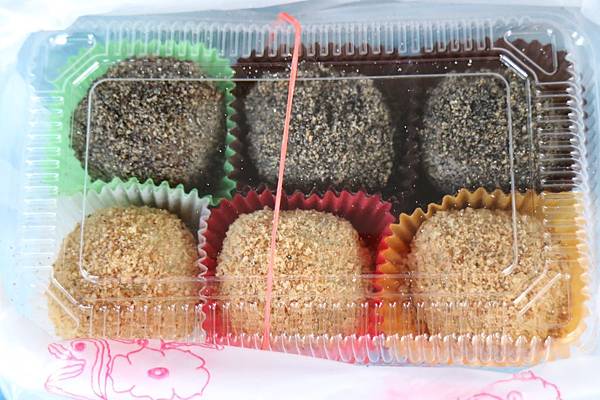 高雄左營區=<食>黃家手工客家麻糬~土地公爺爺庇佑的麻糬*最美味的台式下午茶*好吃不黏牙*左營散步小吃= 高雄左營區=<食>黃家手工客家麻糬~土地公爺爺庇佑的麻糬*最美味的台式下午茶*好吃不黏牙*左營散步小吃=