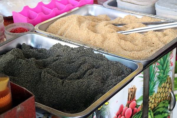 高雄左營區=<食>黃家手工客家麻糬~土地公爺爺庇佑的麻糬*最美味的台式下午茶*好吃不黏牙*左營散步小吃= 高雄左營區=<食>黃家手工客家麻糬~土地公爺爺庇佑的麻糬*最美味的台式下午茶*好吃不黏牙*左營散步小吃=