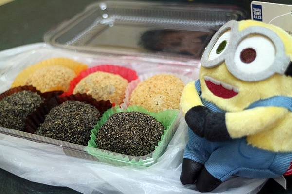 高雄左營區=<食>黃家手工客家麻糬~土地公爺爺庇佑的麻糬*最美味的台式下午茶*好吃不黏牙*左營散步小吃= 高雄左營區=<食>黃家手工客家麻糬~土地公爺爺庇佑的麻糬*最美味的台式下午茶*好吃不黏牙*左營散步小吃=