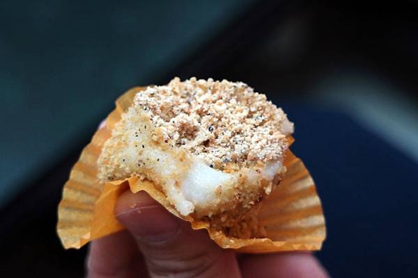 高雄左營區=<食>黃家手工客家麻糬~土地公爺爺庇佑的麻糬*最美味的台式下午茶*好吃不黏牙*左營散步小吃= 高雄左營區=<食>黃家手工客家麻糬~土地公爺爺庇佑的麻糬*最美味的台式下午茶*好吃不黏牙*左營散步小吃=