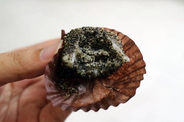 高雄左營區=<食>黃家手工客家麻糬~土地公爺爺庇佑的麻糬*最美味的台式下午茶*好吃不黏牙*左營散步小吃= 高雄左營區=<食>黃家手工客家麻糬~土地公爺爺庇佑的麻糬*最美味的台式下午茶*好吃不黏牙*左營散步小吃=