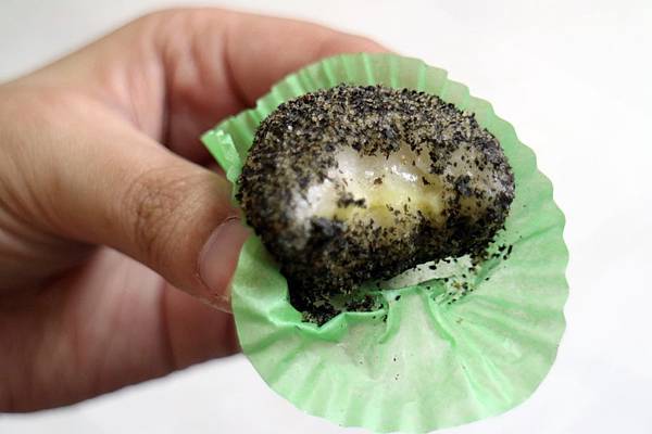 高雄左營區=<食>黃家手工客家麻糬~土地公爺爺庇佑的麻糬*最美味的台式下午茶*好吃不黏牙*左營散步小吃= 高雄左營區=<食>黃家手工客家麻糬~土地公爺爺庇佑的麻糬*最美味的台式下午茶*好吃不黏牙*左營散步小吃=