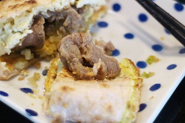 高雄鹽埕區=<食>喵姨蛋餅Cindy's Pancake~值得推薦的脆皮好吃蛋餅*火龍果餅皮好吸睛*現點現做,飲料現點現打很實在*脆皮蛋餅新推薦= 高雄鹽埕區=<食>喵姨蛋餅Cindy's Pancake~值得推薦的脆皮好吃蛋餅*火龍果餅皮好吸睛*現點現做,飲料現點現打很實在*脆皮蛋餅新推薦=