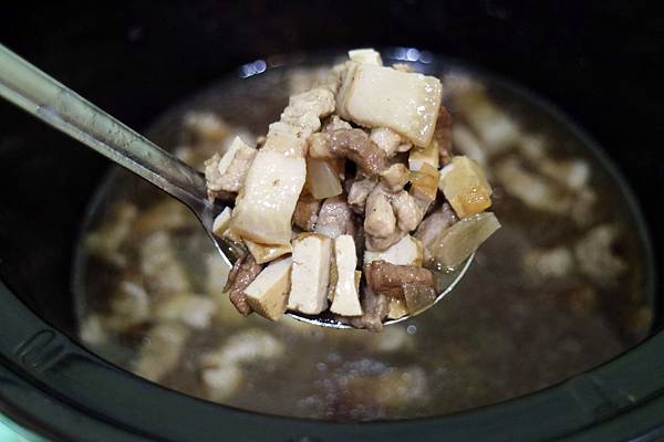 高雄鳳山區=<吃飽>享熊火鍋~鳳山平價火鍋推薦*小清新的平價火鍋*冬瓜茶、滷肉飯、冰淇淋吃到飽*不限時間好自在= 高雄鳳山區=<吃飽>享熊火鍋~鳳山平價火鍋推薦*小清新的平價火鍋*冬瓜茶、滷肉飯、冰淇淋吃到飽*不限時間好自在=