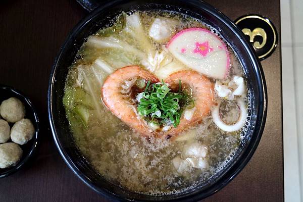 高雄鳳山區=<吃飽>享熊火鍋~鳳山平價火鍋推薦*小清新的平價火鍋*冬瓜茶、滷肉飯、冰淇淋吃到飽*不限時間好自在= 高雄鳳山區=<吃飽>享熊火鍋~鳳山平價火鍋推薦*小清新的平價火鍋*冬瓜茶、滷肉飯、冰淇淋吃到飽*不限時間好自在=