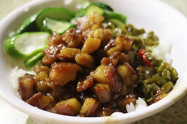 高雄三民區=<食>黃家米糕(自強市場店)~公猜130，婆猜110，實際吃完令人心驚驚！=