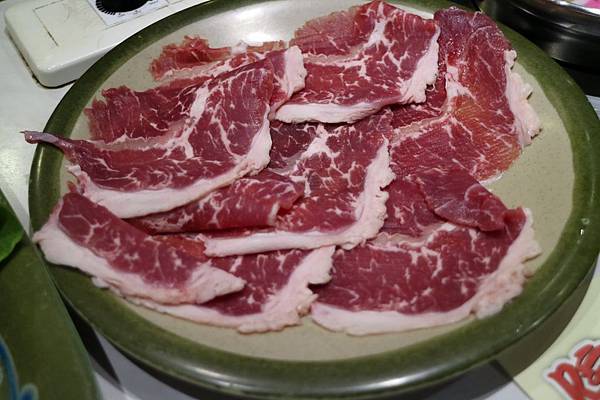 高雄三民區=<食>陶軒涮涮鍋(自強店)~真材實料,怪不得每到用餐時間就人潮滿滿滿= 高雄三民區=<食>陶軒涮涮鍋(自強店)~真材實料,怪不得每到用餐時間就人潮滿滿滿=