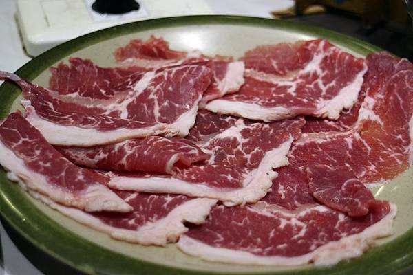 高雄三民區=<食>陶軒涮涮鍋(自強店)~真材實料,怪不得每到用餐時間就人潮滿滿滿= 高雄三民區=<食>陶軒涮涮鍋(自強店)~真材實料,怪不得每到用餐時間就人潮滿滿滿=