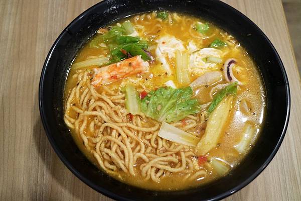 高雄苓雅區=<吃飽>劉妹鍋燒~多種口味的鍋燒麵一一呈現*還有多款麵飯可以選擇加入你的鍋燒喔*新店到咻報= 高雄苓雅區=<吃飽>劉妹鍋燒~多種口味的鍋燒麵一一呈現*還有多款麵飯可以選擇加入你的鍋燒喔*新店到咻報=