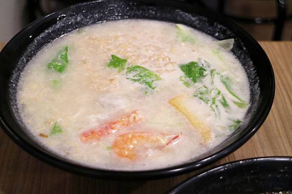 高雄苓雅區=<吃飽>劉妹鍋燒~多種口味的鍋燒麵一一呈現*還有多款麵飯可以選擇加入你的鍋燒喔*新店到咻報= 高雄苓雅區=<吃飽>劉妹鍋燒~多種口味的鍋燒麵一一呈現*還有多款麵飯可以選擇加入你的鍋燒喔*新店到咻報=