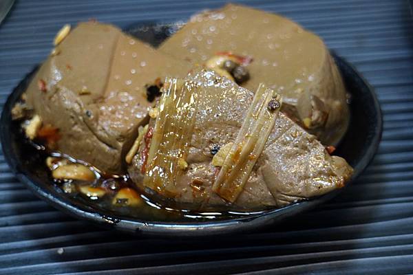 高雄三民區=<食>五鮮級平價鍋物-高雄鼎力店~平價火鍋推薦*高雄火鍋推薦*小龍蝦也能在平價餐廳吃的到*大肉盤肉控好開心= 高雄三民區=<食>五鮮級平價鍋物-高雄鼎力店~平價火鍋推薦*高雄火鍋推薦*小龍蝦也能在平價餐廳吃的到*大肉盤肉控好開心=