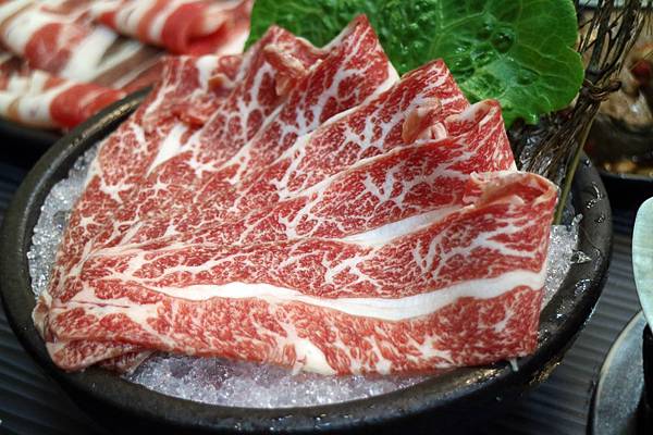 高雄三民區=<食>五鮮級平價鍋物-高雄鼎力店~平價火鍋推薦*高雄火鍋推薦*小龍蝦也能在平價餐廳吃的到*大肉盤肉控好開心= 高雄三民區=<食>五鮮級平價鍋物-高雄鼎力店~平價火鍋推薦*高雄火鍋推薦*小龍蝦也能在平價餐廳吃的到*大肉盤肉控好開心=