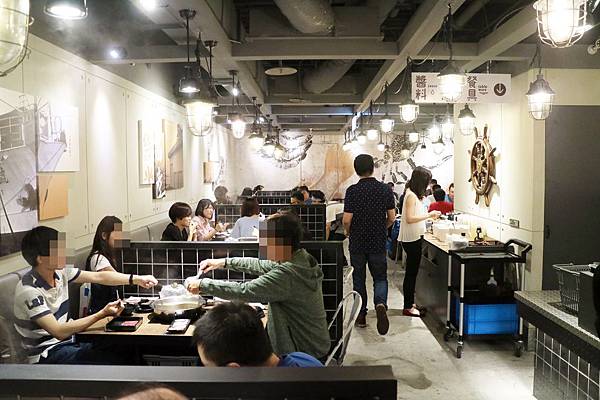 高雄左營區=<食>祥富水產~宛如在超市選購餐點的特色＊想吃什麼多少分量自己選＊火鍋新革命＊彩虹市集新選擇=