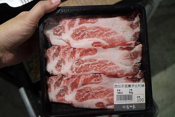 高雄左營區=<食>祥富水產~宛如在超市選購餐點的特色＊想吃什麼多少分量自己選＊火鍋新革命＊彩虹市集新選擇=