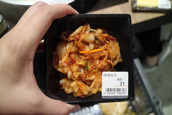 高雄左營區=<食>祥富水產~宛如在超市選購餐點的特色＊想吃什麼多少分量自己選＊火鍋新革命＊彩虹市集新選擇=