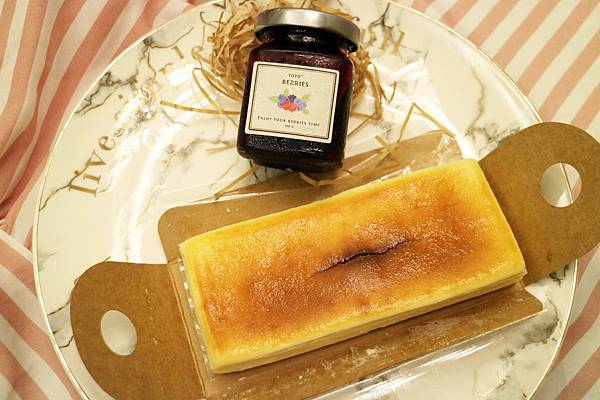 台北士林區=<天母美食>topo+cafe’拓樸本然~*蛋糕推薦*強調甜點/天然/健康*送禮送到人家心坎裡*綿密的蛋糕扎實的口感,你不容錯過= 台北士林區=<天母美食>topo+cafe’拓樸本然~*蛋糕推薦*強調甜點/天然/健康*送禮送到人家心坎裡*綿密的蛋糕扎實的口感,你不容錯過=